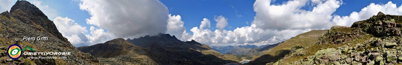 53 Panoramica, da sx Pizzo Camilla-Laghi Gemelli- Monte Corte.jpg